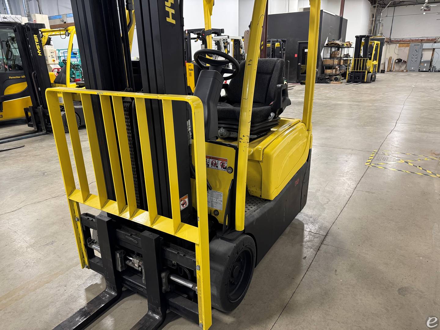 2017 Hyster J30XNT