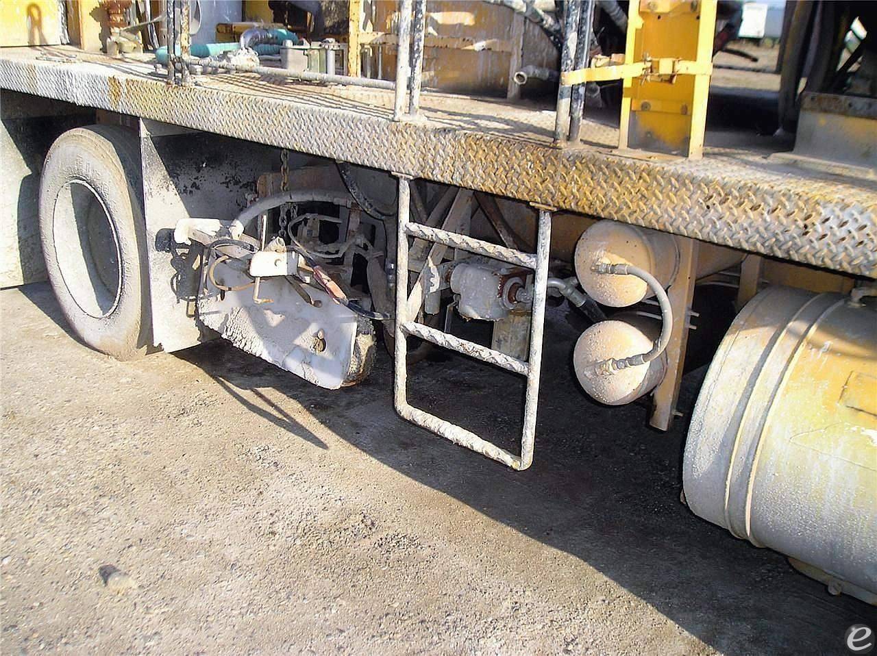 1986 Mack MC685