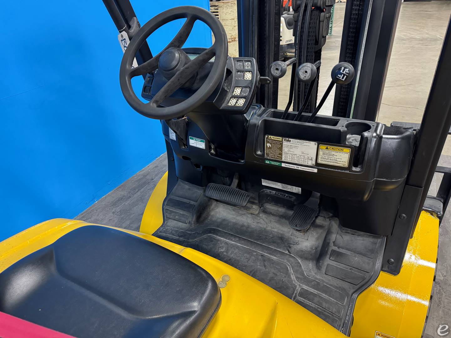 2016 Yale GLP060VX