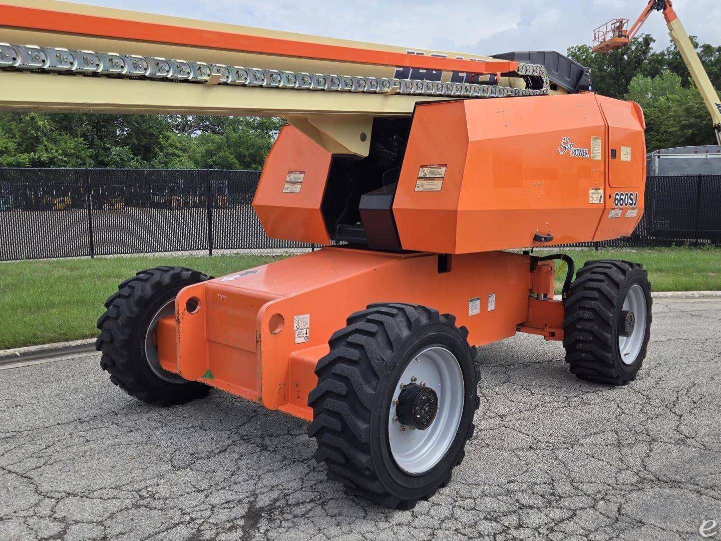 2012 JLG 660SJ