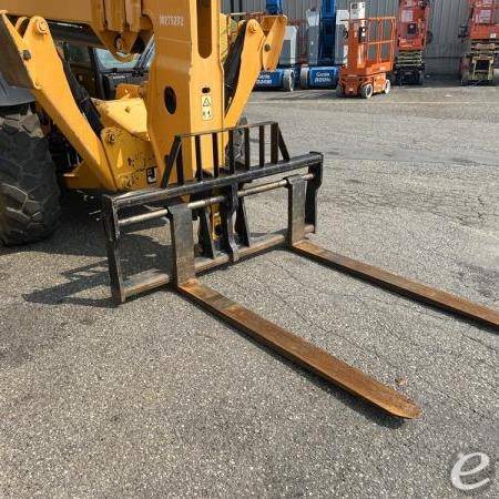2019 JCB 510-56