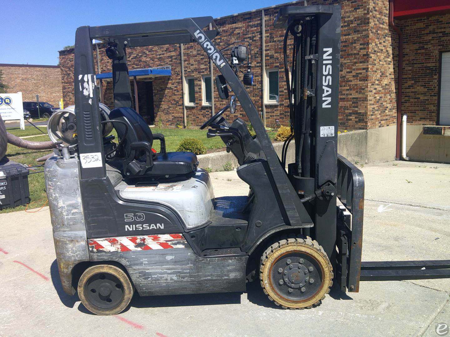 2008 Nissan MCP1F2A25LV