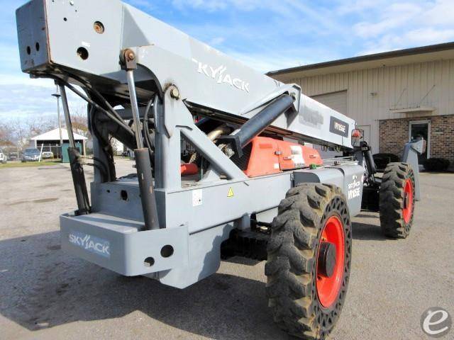 2015 Skyjack VR1056D