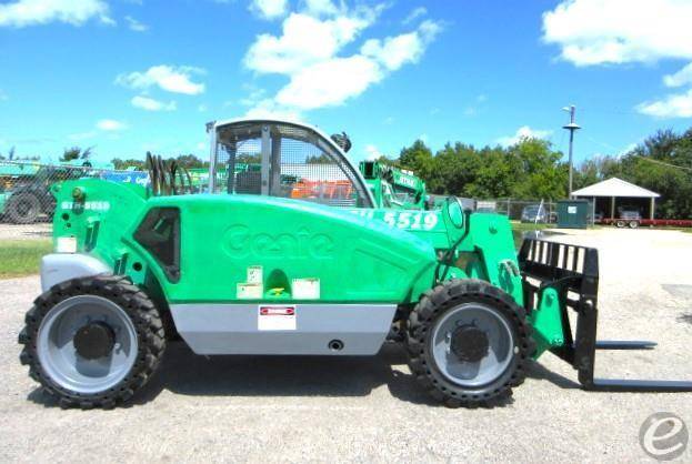 2014 Genie GTH5519 Diesel Telehandlers - 123Forklift