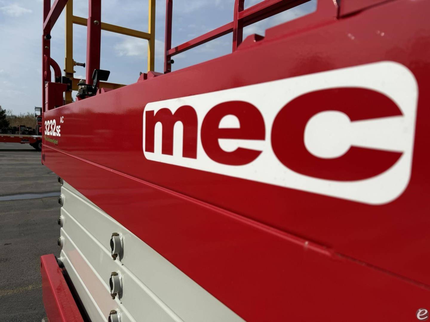 2025 MEC 3232SE AC