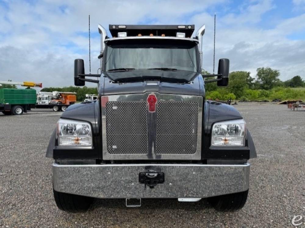2025 Kenworth T880S