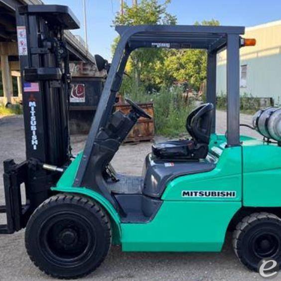 2006 Mitsubishi FG35N