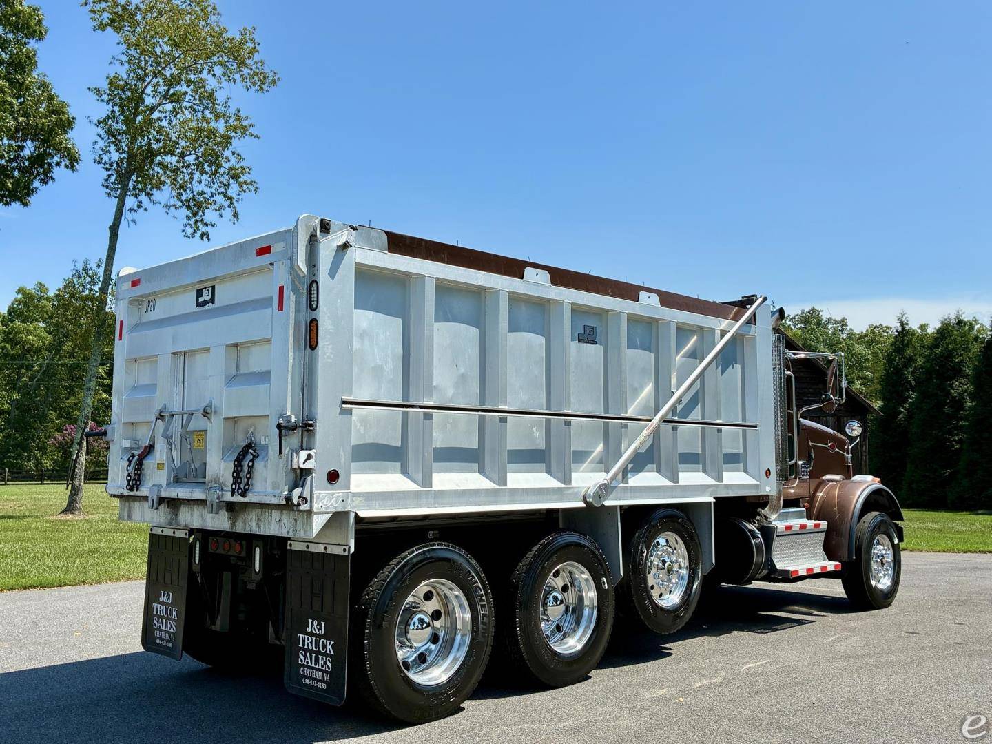 2019 Peterbilt 365