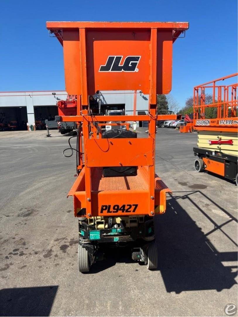 2021 JLG R1932i