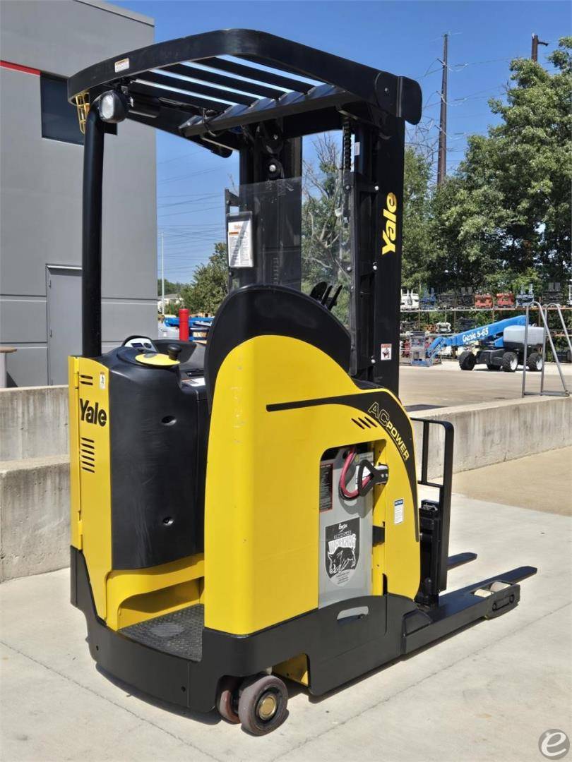 2018 Yale NDR035EB Electric Reach Truck - 123Forklift