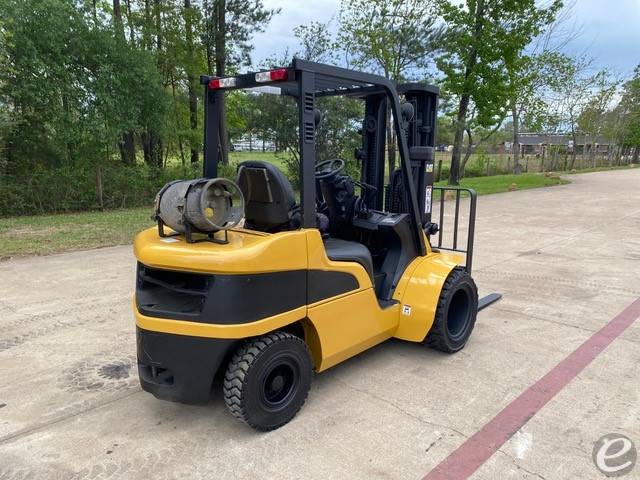 2004 Cat P6000