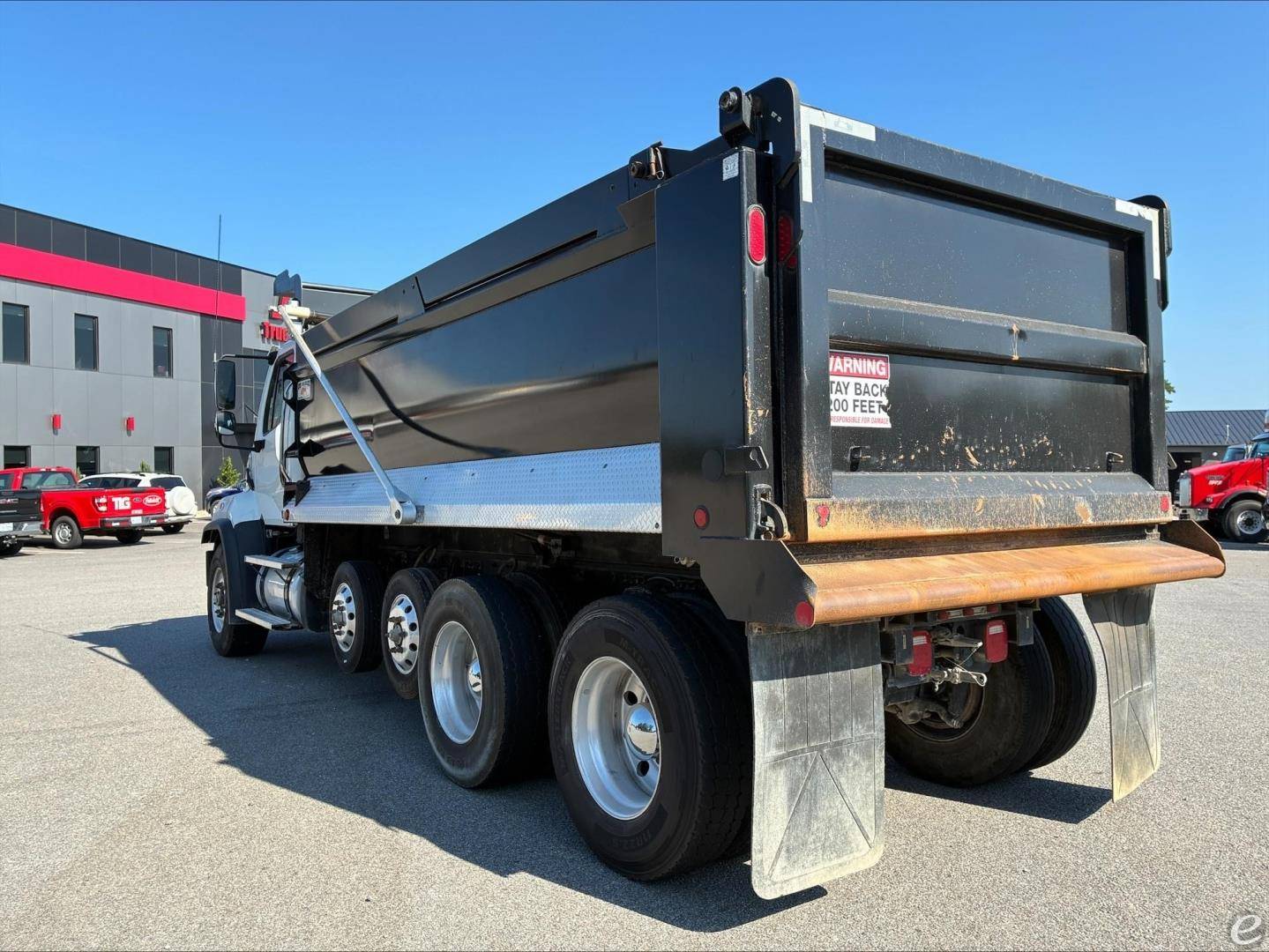 2023 Freightliner 108SD