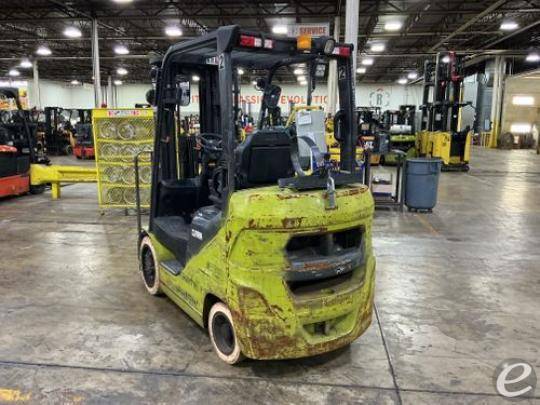 2022 Clark S25CL