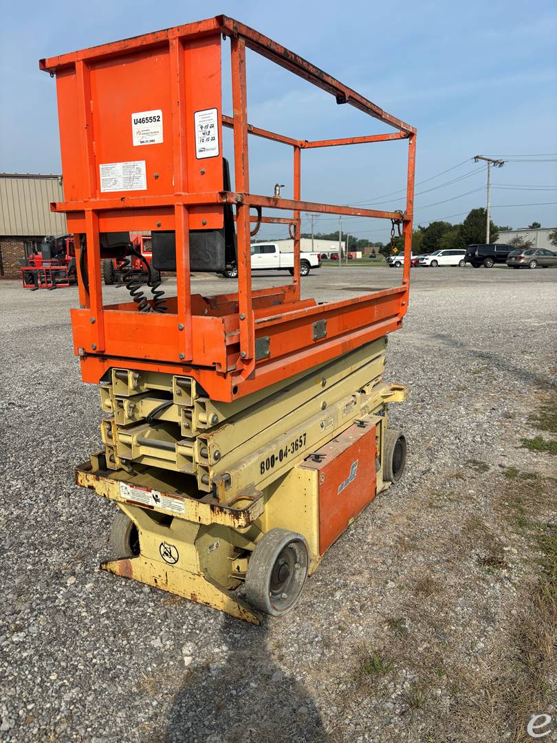 2015 JLG 1923RS