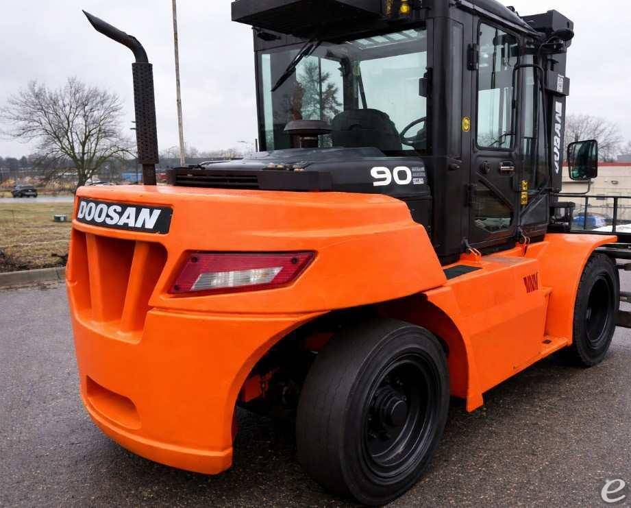 2016 Doosan D90S-7