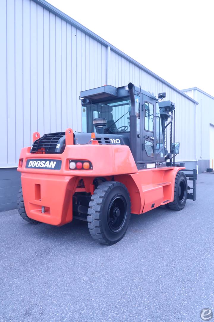 2012 Doosan D110S-5