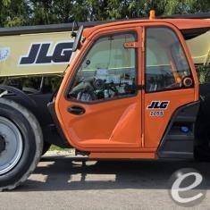 2016 JLG 1055