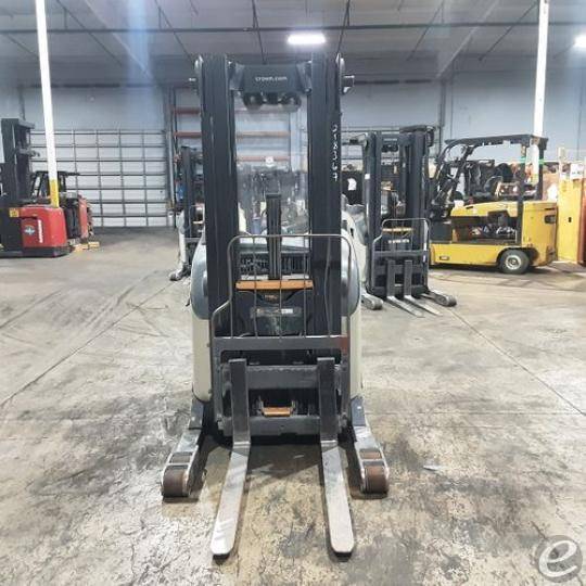 2016 Crown RR5725-45