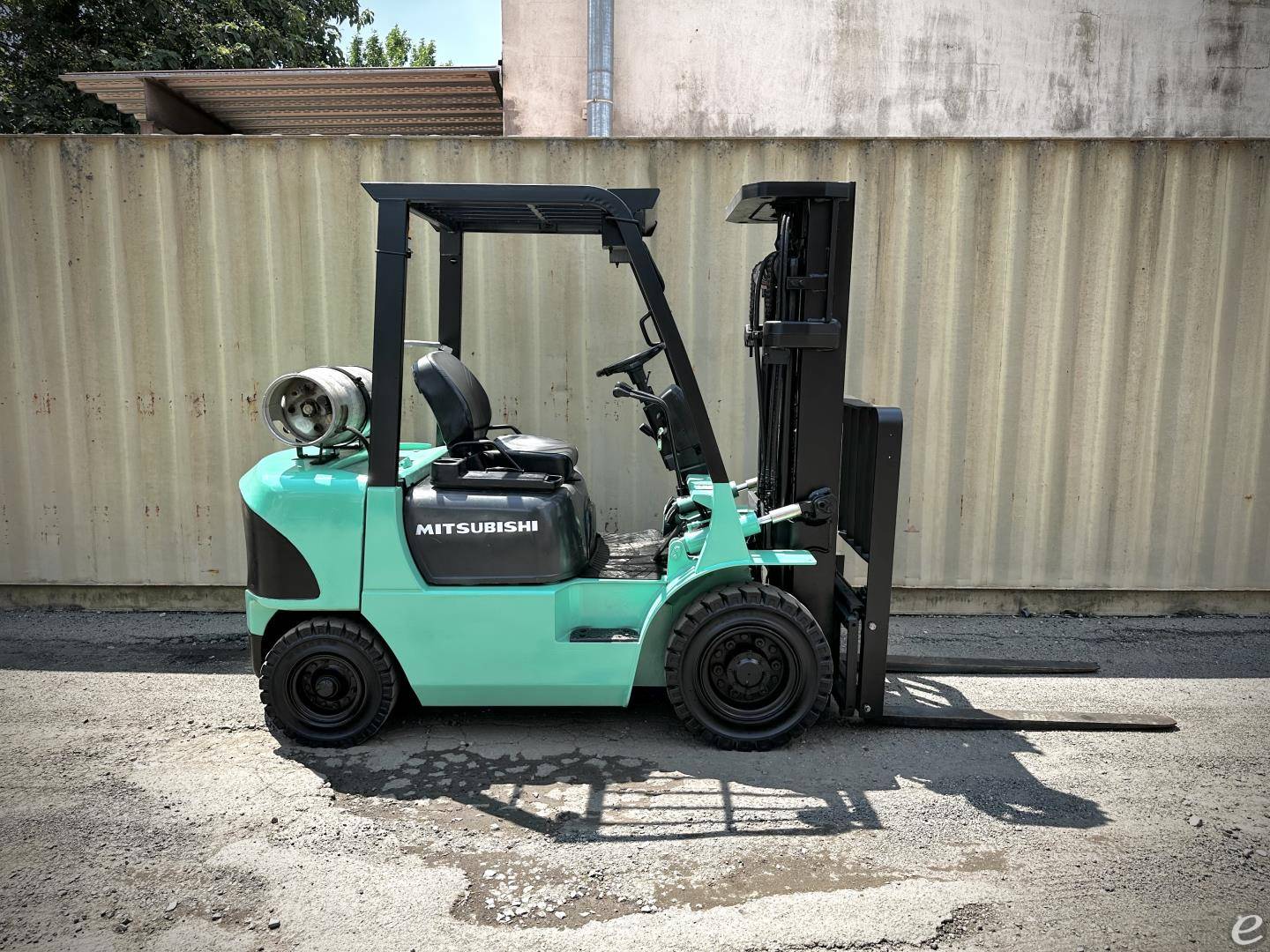 2002 Mitsubishi FG25K