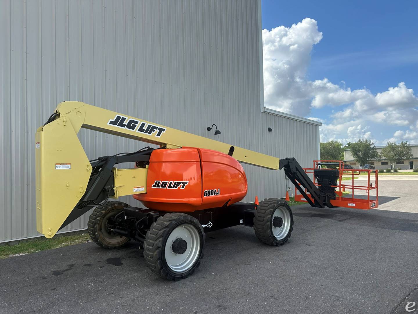 2007 JLG 600AJ
