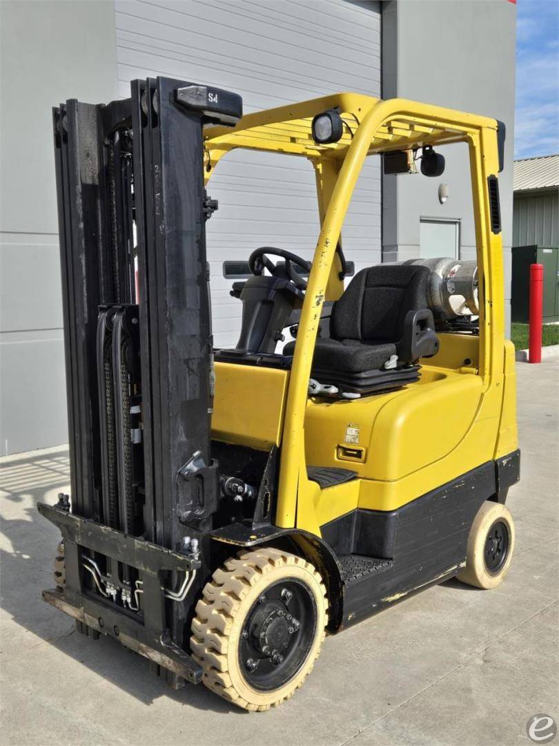 2013 Yale GLC050VX LP Gas Forklift - 123Forklift