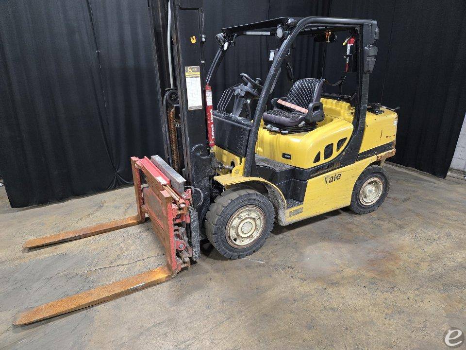 2024 Yale GLP080VX