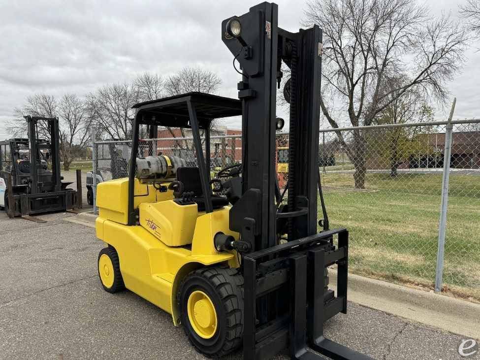 2000 Hoist Liftruck                               F160 LP Gas Forklift - 123Forklift