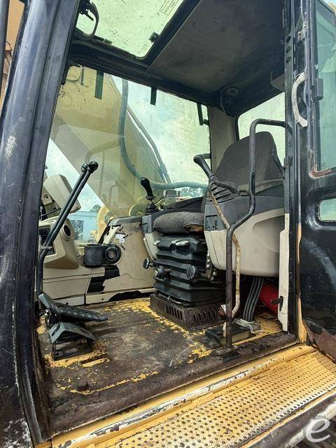 2004 Cat 325CL