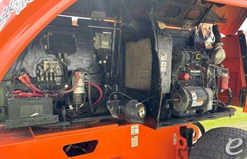 2018 JLG 600S