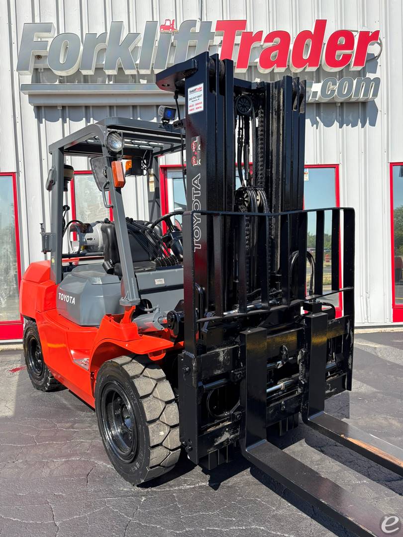 2012 Toyota 7FGU35