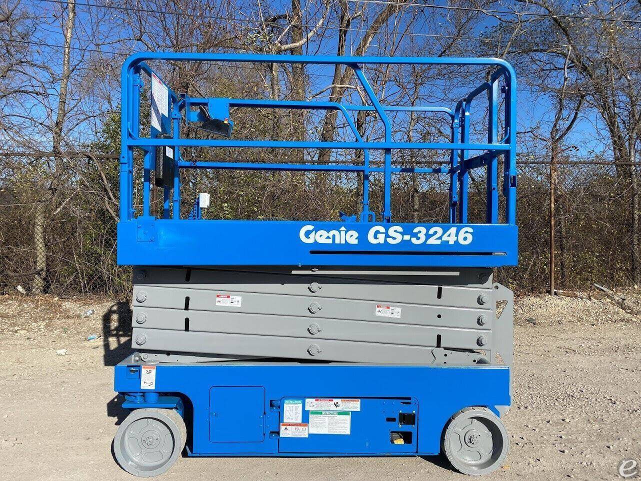 2014 Genie GS3246 Electric Scissor Lift - 123Forklift