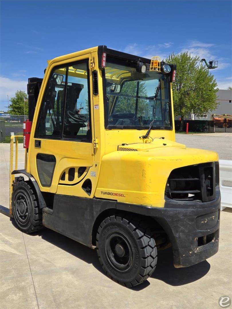 2017 Hyster H80FT Diesel Forklift - 123Forklift