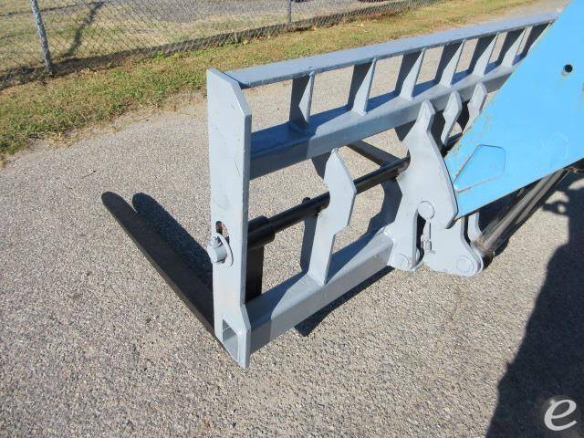 2013 Genie GTH1056