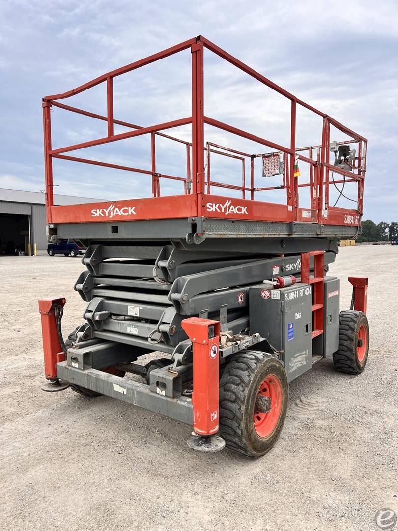 2017 Skyjack SJ8841RT