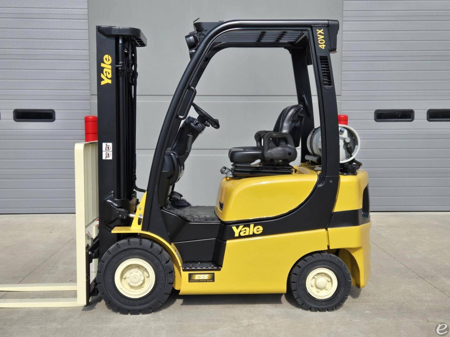 2018 Yale GLP040SVX LP Gas Forklift...