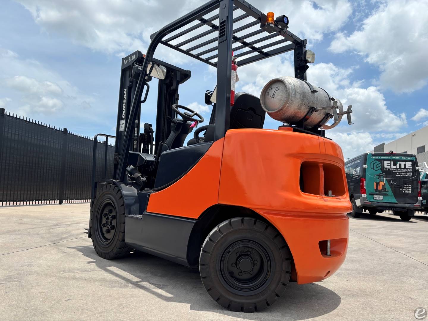 2017 Doosan G25E-5