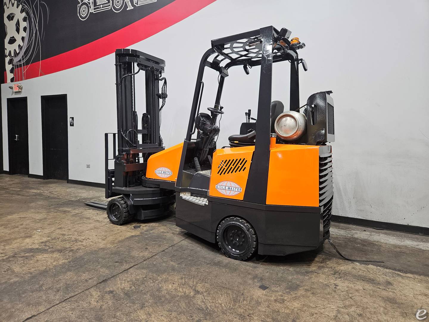 2015 Aisle-Master 44S