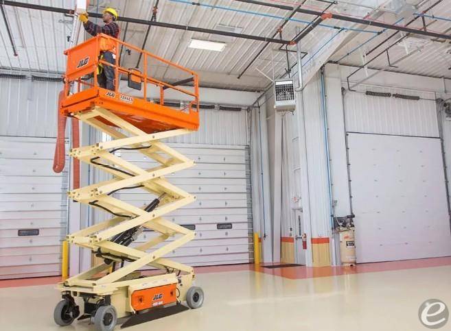 2026 JLG ES3246