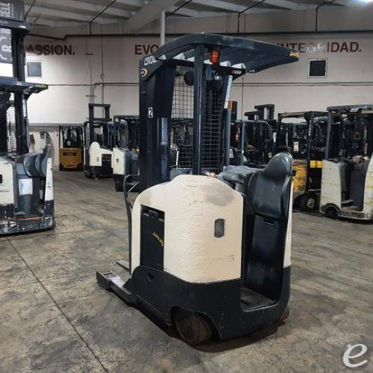 2018 Crown RR5725-45