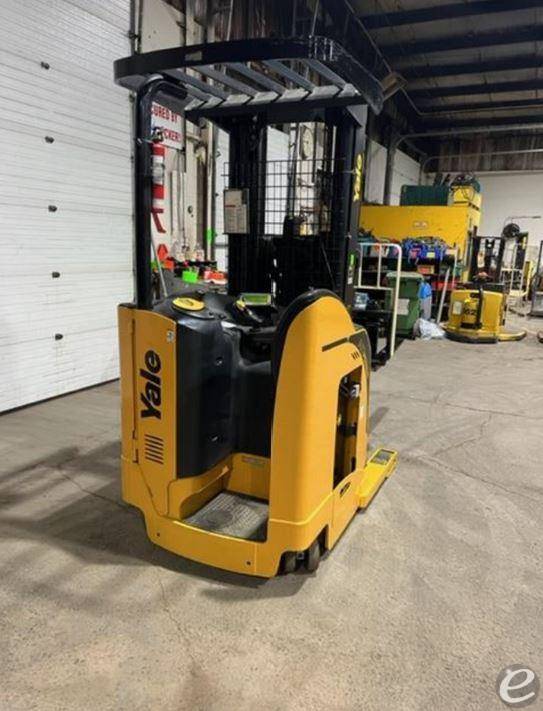 2010 Yale NR035EANL36TE095 Electric Reach Truck - 123Forklift