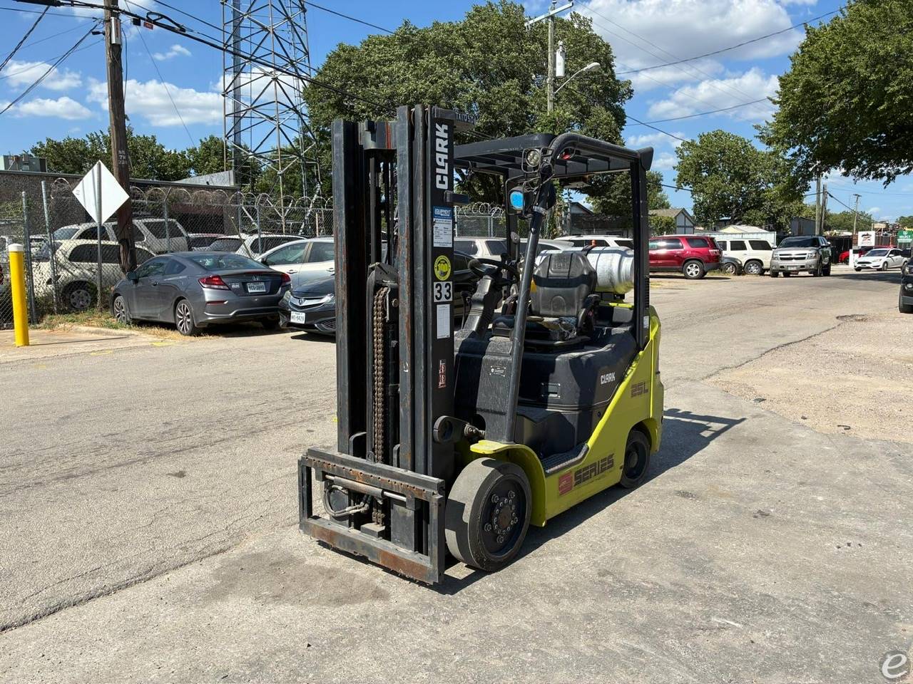 2021 Clark S25CL