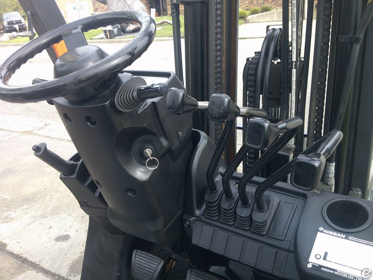 2008 Nissan MCP1F2A25LV
