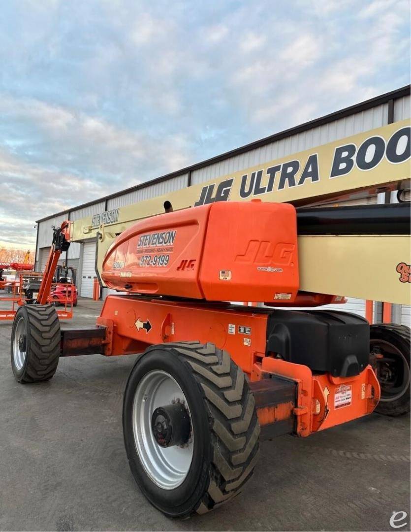 2015 JLG 1250AJP