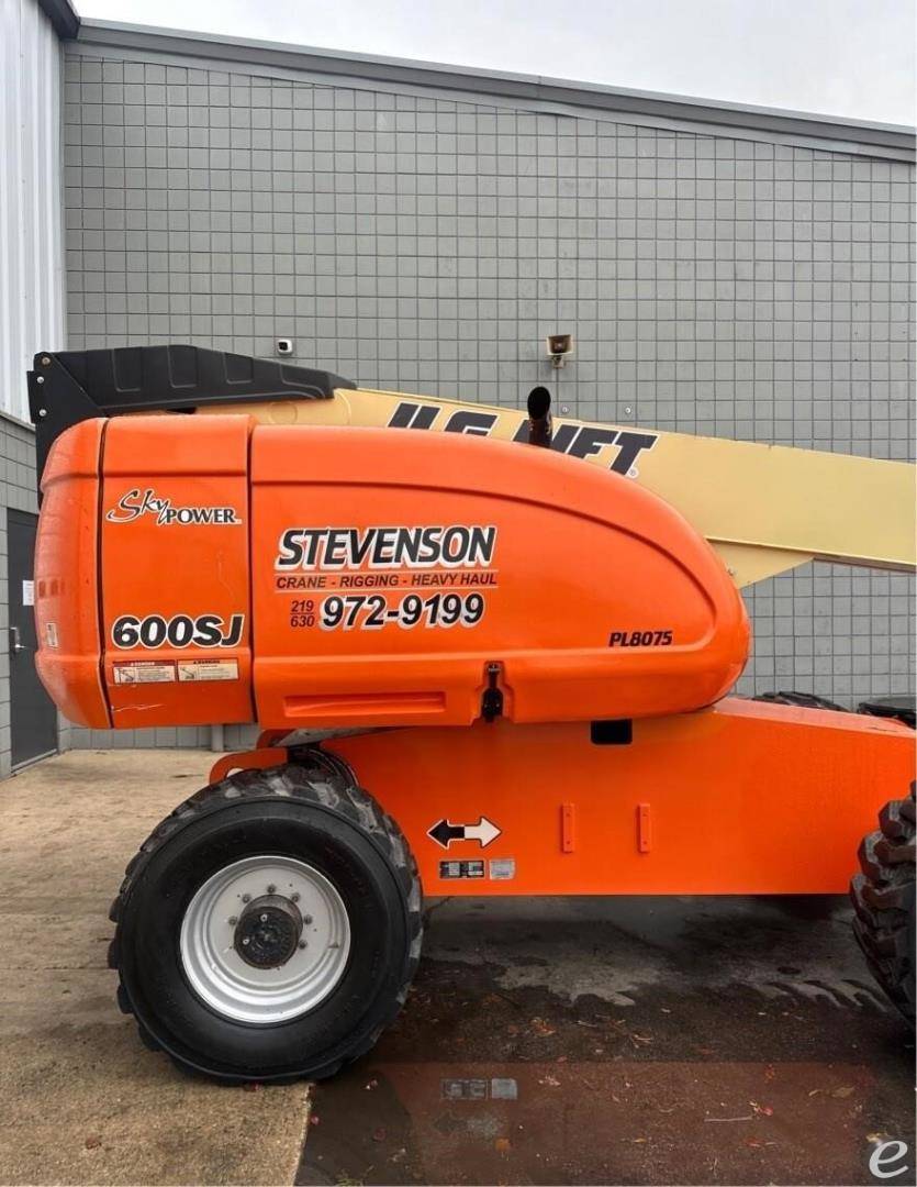 2018 JLG 600SJ