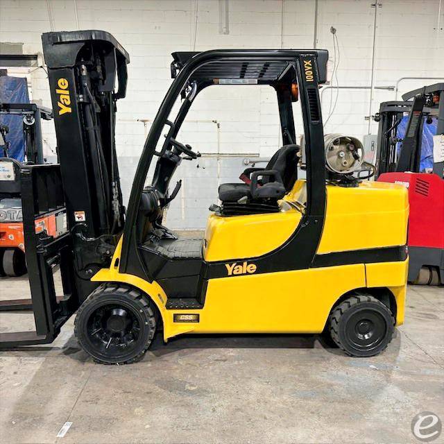 2022 Yale GLC100VX