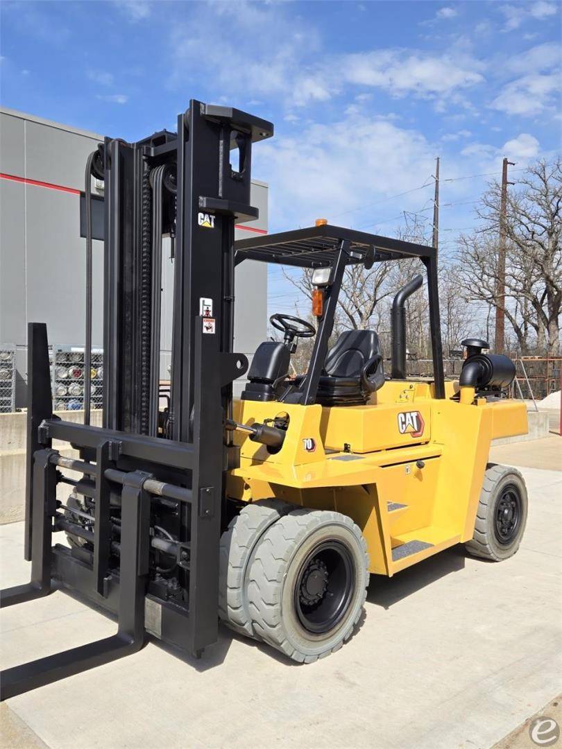 2011 Mitsubishi FD70E Diesel Forklift - 123Forklift