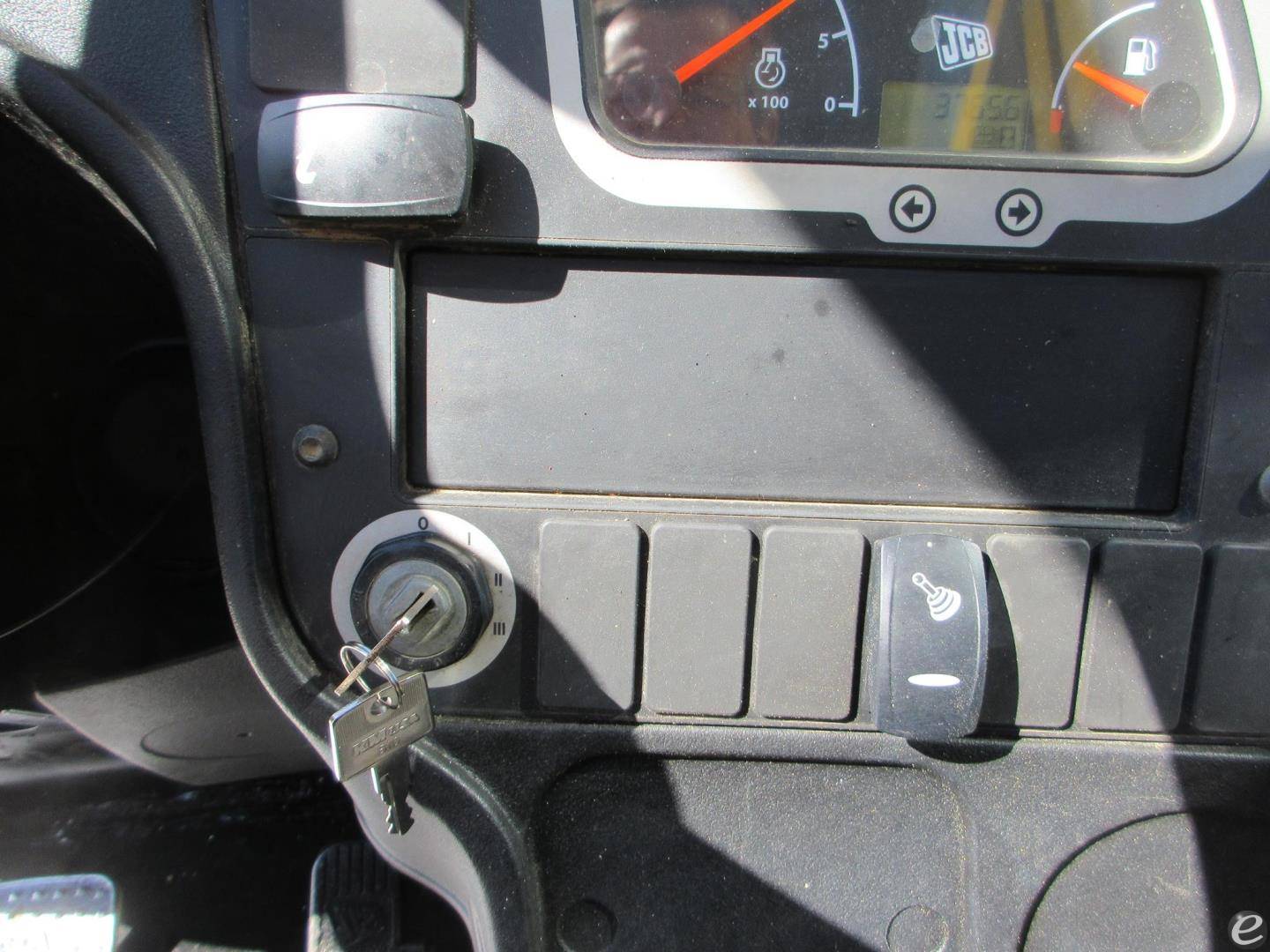 2015 JCB 509-42