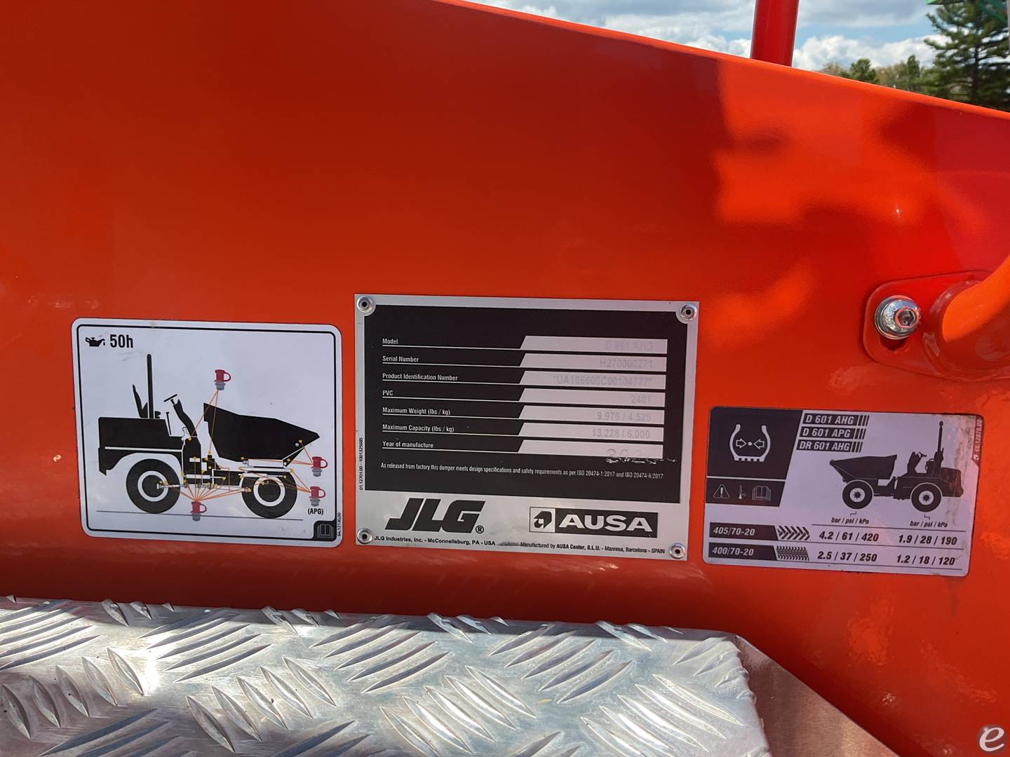 2026 JLG D601AHG