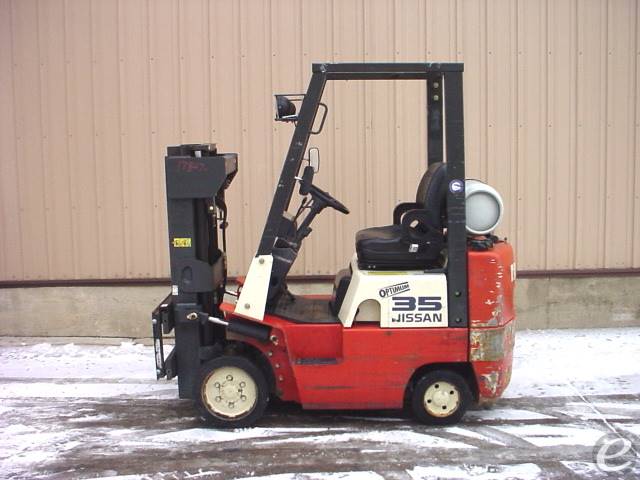2015 Nissan   CPJ02A20PV Cushion Tire Forklift - 123Forklift