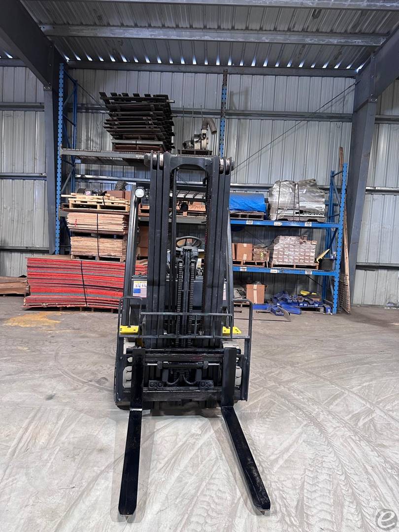 2011 Yale GLC050 LP Gas Forklift - 123Forklift